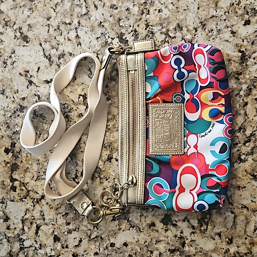 Coach poppy crossbody